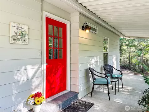 2500 S 370th St #160, Federal Way, WA 98003