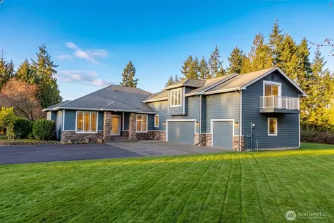 6223 Ebbert Dr SE, Port Orchard, WA 98367