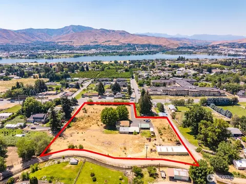 2731 Sunset Hwy, East Wenatchee, WA 98802