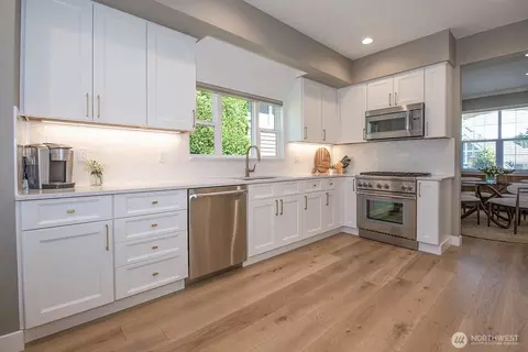 Kitchen - 16330 18th Dr SE, Mill Creek, WA 98012 photo 4 of 4