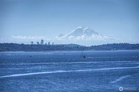 21910 President Point Rd NE, Kingston, WA 98346