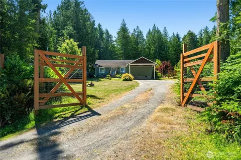 12 Point Caution Dr E, Friday Harbor, WA 98250