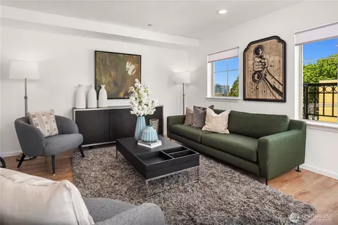 1125 E Olive St #501, Seattle, WA 98122