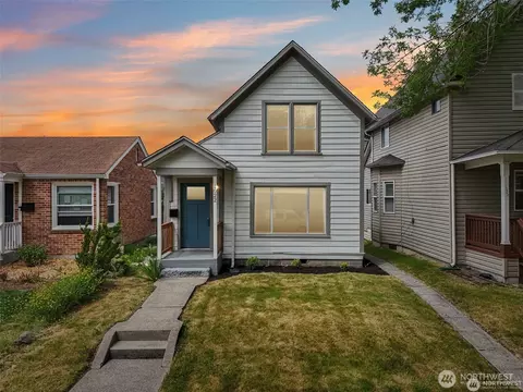 1022 N Anderson St, Tacoma, WA 98406
