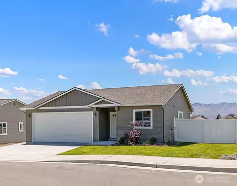506 S Joseph Ave, East Wenatchee, WA 98802