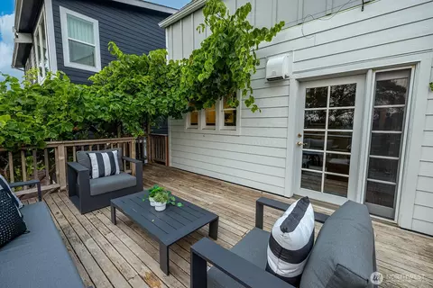 7521 30th Ave NE, Seattle, WA 98115 photo 9