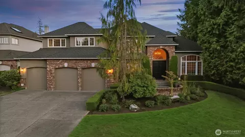 24611 SE 2nd Pl, Sammamish, WA 98074