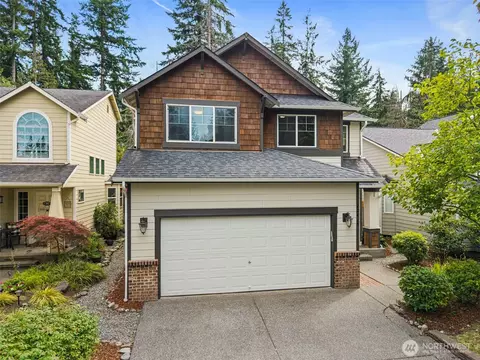 22415 SE 267th St, Maple Valley, WA 98038