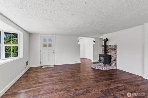 255 Douglas St, Longview, WA 98632 photo 8