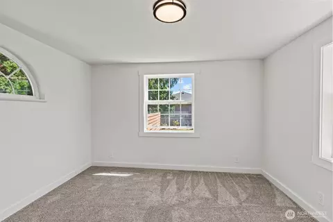 255 Douglas St, Longview, WA 98632 photo 14