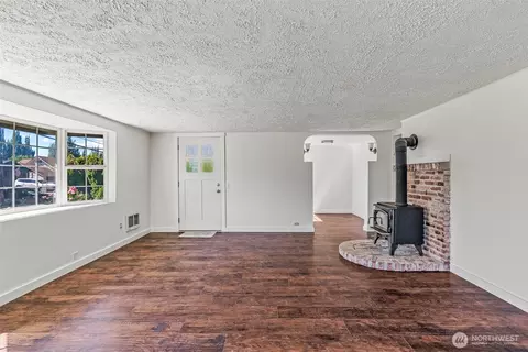 255 Douglas St, Longview, WA 98632 photo 10