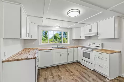 255 Douglas St, Longview, WA 98632 photo 13