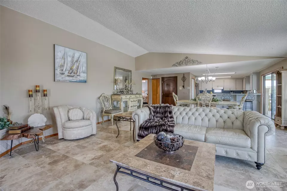Living - 101 Sand Dune Ave NW, Ocean Shores, WA 98569 photo 2 of 5