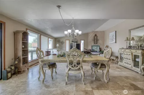 Dining - 101 Sand Dune Ave NW, Ocean Shores, WA 98569 photo 1 of 5