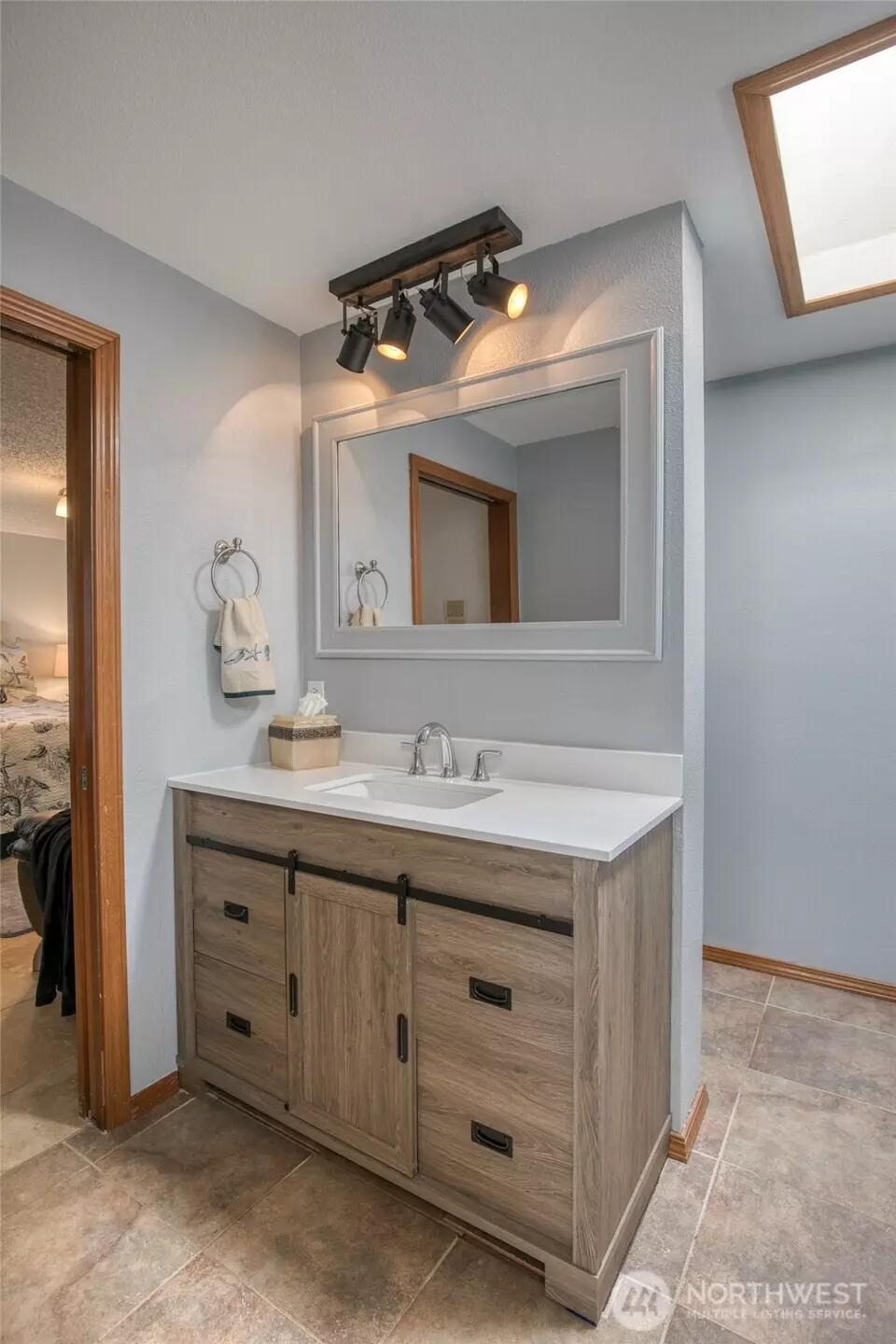 Bath - 101 Sand Dune Ave NW, Ocean Shores, WA 98569 photo 1 of 5