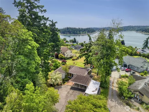 17667 State Highway 305 NE, Poulsbo, WA 98370