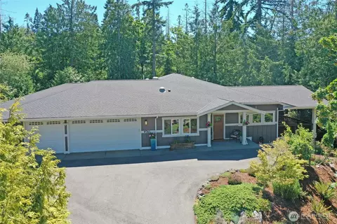 9761 NE Charisma Cir, Bainbridge Island, WA 98110