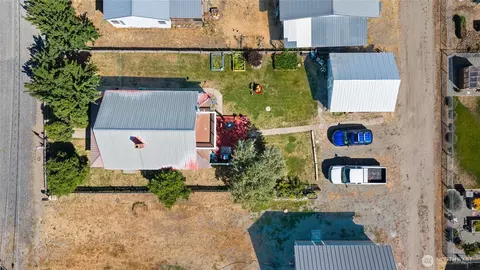 716 E Third St, Cle Elum, WA 98922 photo 35