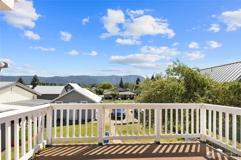 716 E Third St, Cle Elum, WA 98922 photo 22