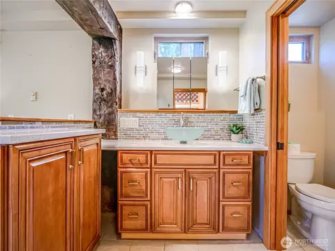 Bath - 18612 51st Ave SE, Bothell, WA 98012 photo 2 of 4