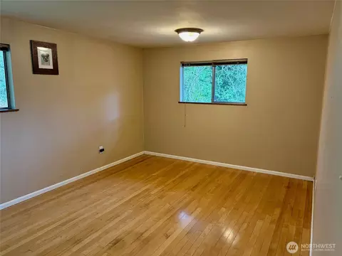 Bedroom - 18612 51st Ave SE, Bothell, WA 98012 photo 2 of 6