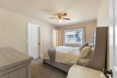 Other - 5404 Parker Rd E, Sumner, WA 98390 photo 4 of 6