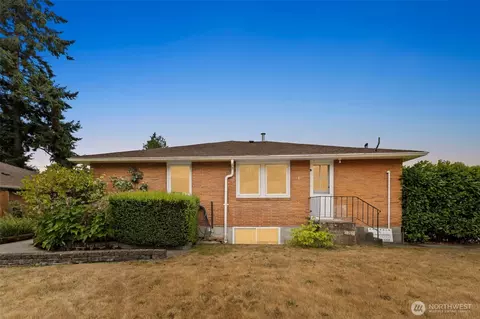 11758 1st Ave NW, Seattle, WA 98177