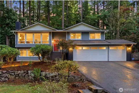 Exterior - 20911 30th Dr SE, Bothell, WA 98021 photo 2 of 8