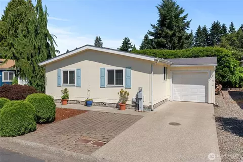 3579 NW Sylvan Pines Cir, Bremerton, WA 98310