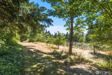 23832 45th Ave SE, Bothell, WA 98021