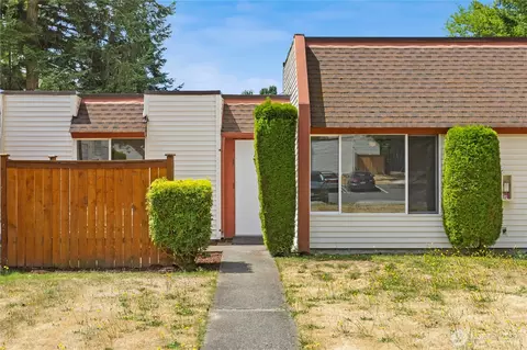 14600 SE 176th St #A3, Renton, WA 98058