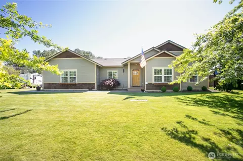 679 Robinson St, Everson, WA 98247