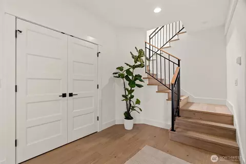 321 17th Ave E, Seattle, WA 98112 photo 18