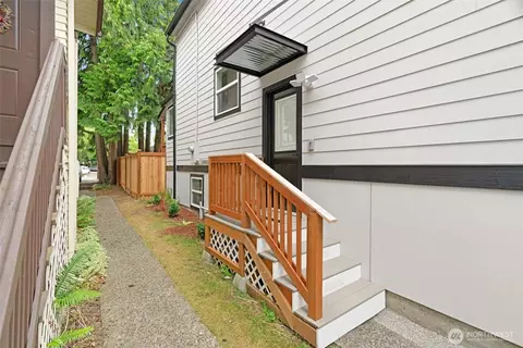 321 17th Ave E, Seattle, WA 98112 photo 32