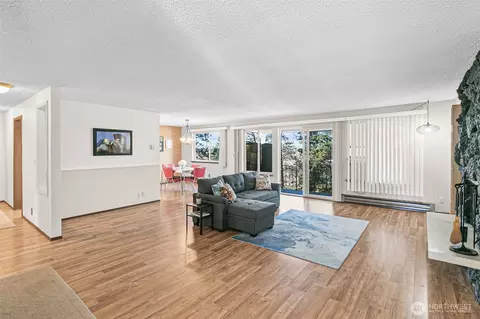 2520 Cascade Pl W #2520, University Place, WA 98466