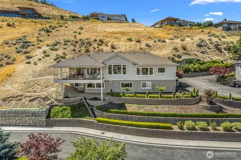 1776 Broadway Pl, Wenatchee, WA 98801