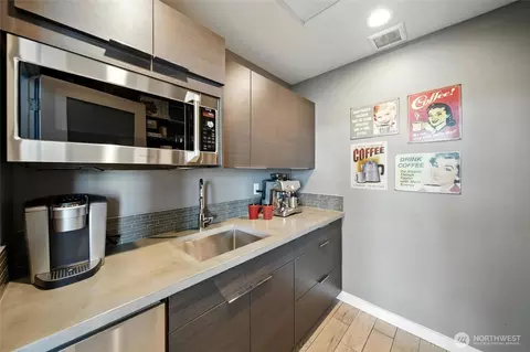 Kitchen - 2150 Paramount St, Walla Walla, WA 99362 photo 5 of 5