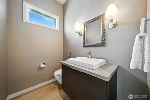 Bath - 2150 Paramount St, Walla Walla, WA 99362 photo 7 of 7