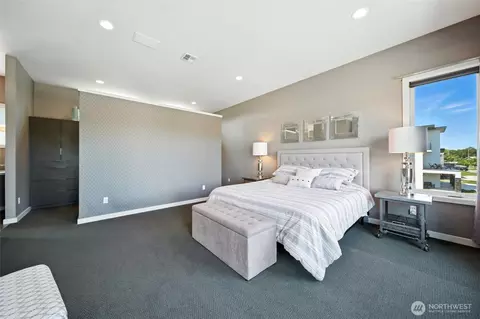 Bedroom - 2150 Paramount St, Walla Walla, WA 99362 photo 2 of 6