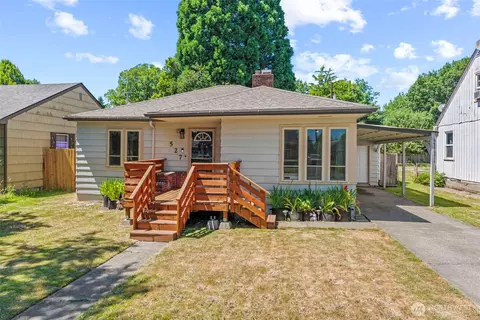 Exterior - 527 25th Ave, Longview, WA 98632 photo 9 of 10