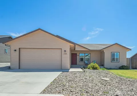 2705 Semolina Loop, East Wenatchee, WA 98802