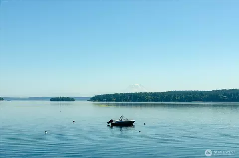 6621 Cliff Ave SW, Longbranch, WA 98351
