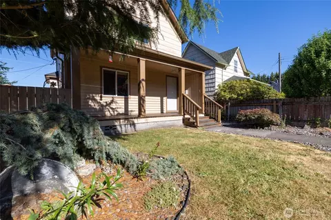 425 N Buckner St, Centralia, WA 98531