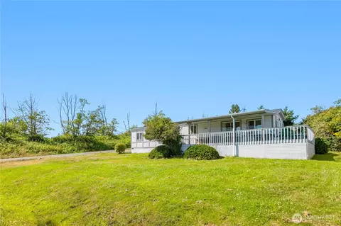 5594 Hillvue Rd, Blaine, WA 98230