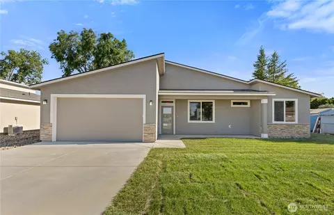 621 S Dorsing St, Moses Lake, WA 98837