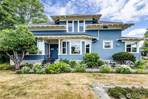 231 E 1st St, Port Angeles, WA 98362