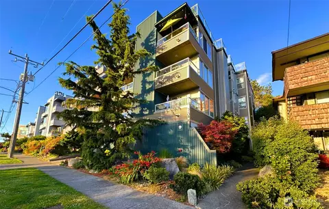 3204 Alki Ave SW #1, Seattle, WA 98116
