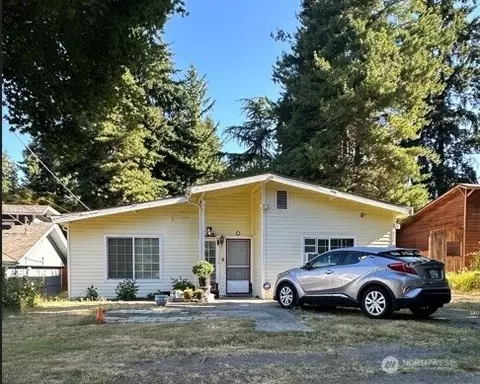 328 NE 152nd St, Shoreline, WA 98155