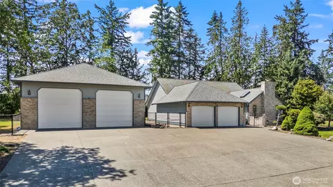 17512 Waller Rd E, Tacoma, WA 98446