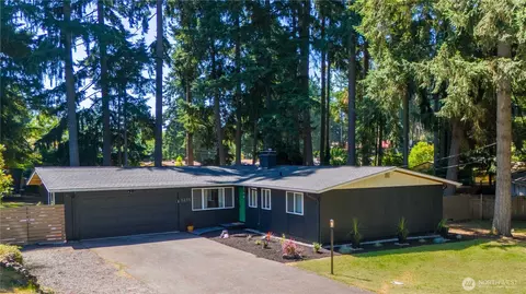 5215 68th Ave W, University Place, WA 98467